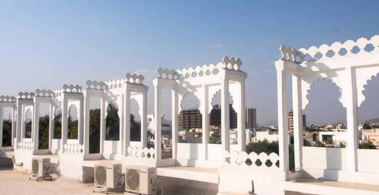 Collection O Vallabh Villas Udaipur Extérieur photo